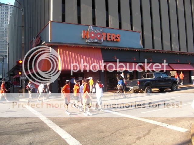 Hooters Hooters
