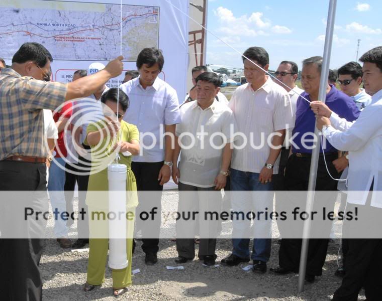 Tarlac Pangasinan La Union Expressway Tarlac Pangasinan La Union Expressway